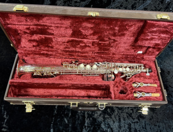 Photo Silver Plated Yamaha YSS-675 Professional Soprano Sax w/ 2 Necks - Serial # 007172